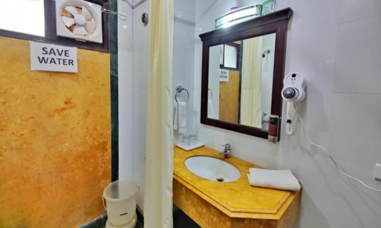 Hotel Marc Shimla Luaran gambar